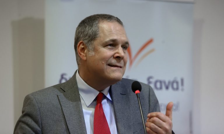 Τζήμερος για Ζαγοράκη: «Μπαοκτζής που δεν μπορεί να μιλήσει ελληνικά»