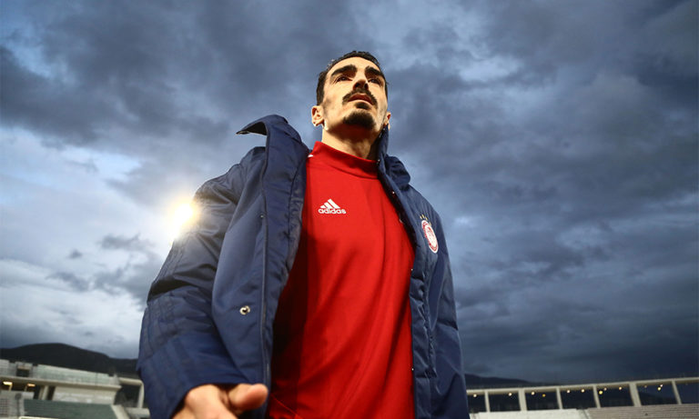 Ολυμπιακός: Βασικός Λάζαρος, σενάριο Μπενζιά