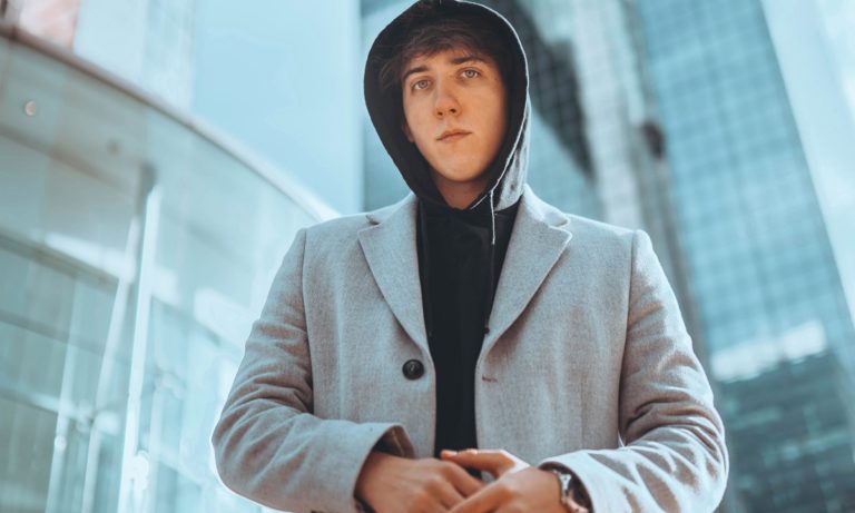 Style Keeper: Τα καλύτερα παλτά για να μείνεις ζεστός και να φαίνεσαι cool