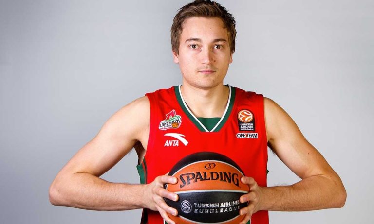 Ολυμπιακός: Κοιτάζει την περίπτωση του Μπρόκχοφ! (vids)