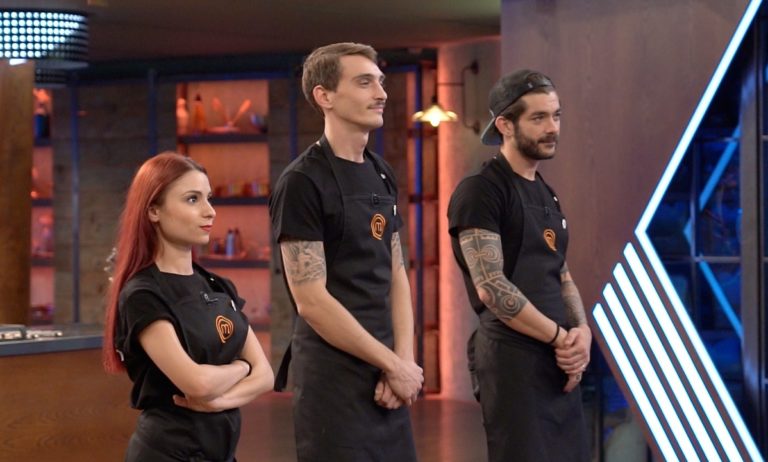 MasterChef 4 22/2: Αυτός αποχώρησε από την κουζίνα (vids)