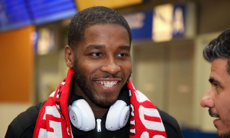 Ολυμπιακός: Έφτασε ο Μπάικς (pics+vid)