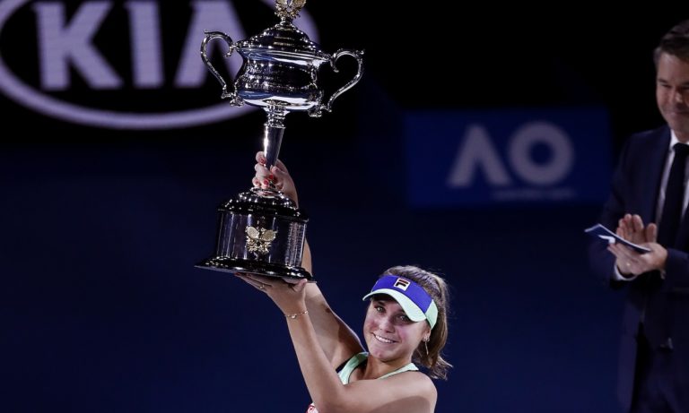 Australian Open: «Βασίλισσα» η Κένιν στα 21 της! (vid)