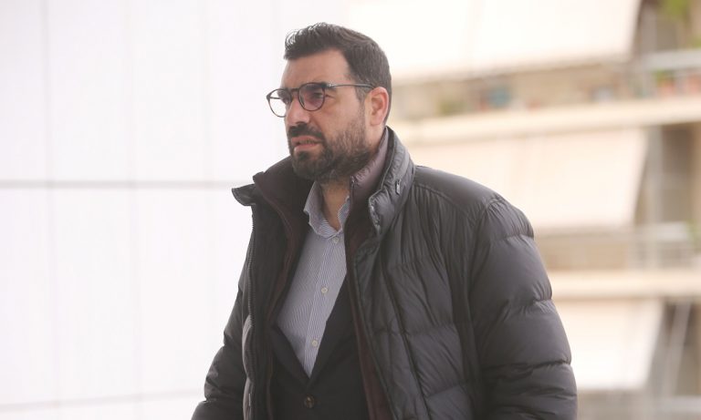 Ο Κωνσταντινέας δέχθηκε νέες απειλές: «Δεν θα έχεις μαγαζάκι για ζύμωμα» (pic)