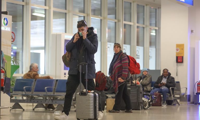 Κοροναϊός: Πώς μεταδίδεται και πόσο επικίνδυνος είναι (vids)