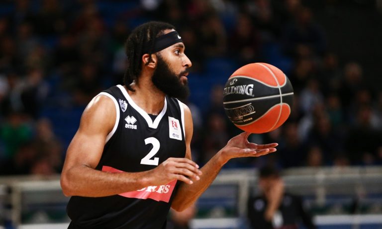 ΚΑΕ ΠΑΟΚ: «Καμία οφειλή στον Σμιθ, έχει ενημερωθεί η FIBA»