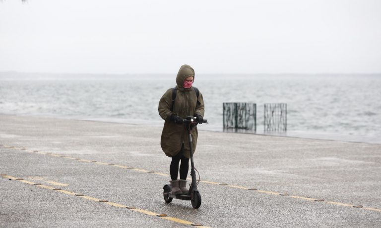 Έκτακτο δελτίο επιδείνωσης – Βροχές και καταιγίδες από το απόγευμα (vid)