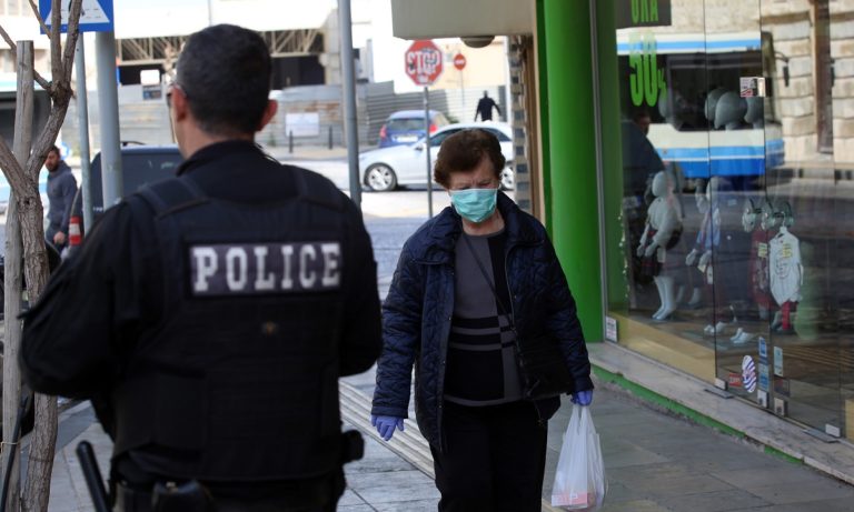 Κορονοϊός – Θεσσαλονίκη: Έπεσε πρόστιμο γιατί δεν είχε ταυτότητα! (vid)