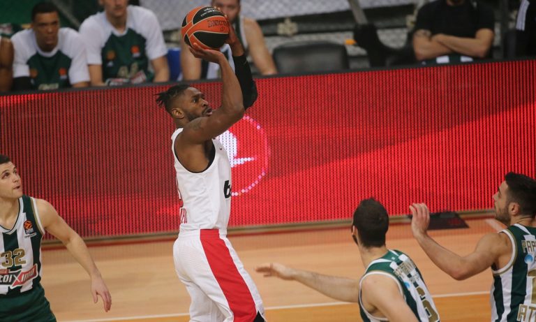 Ντέρμπι «αιωνίων» στο ΣΕΦ 14 μήνες μετά (vid)