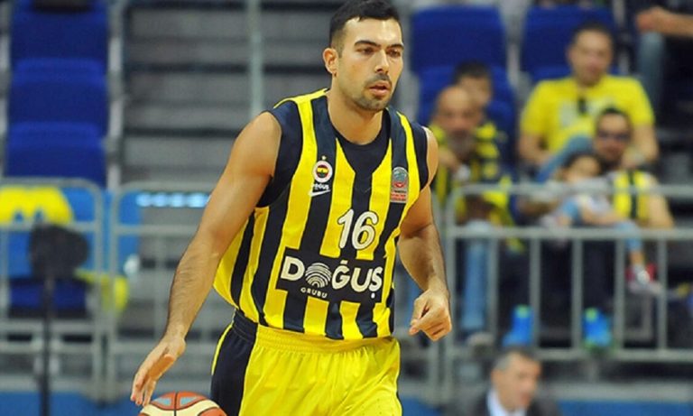 Φενέρμπαχτσε: « Σε καραντίνα οι παίκτες, θα ενημερώσουμε για τα αποτελέσματα»