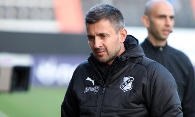 Σίμος: Τι είπε στους παίκτες του στην προπόνηση