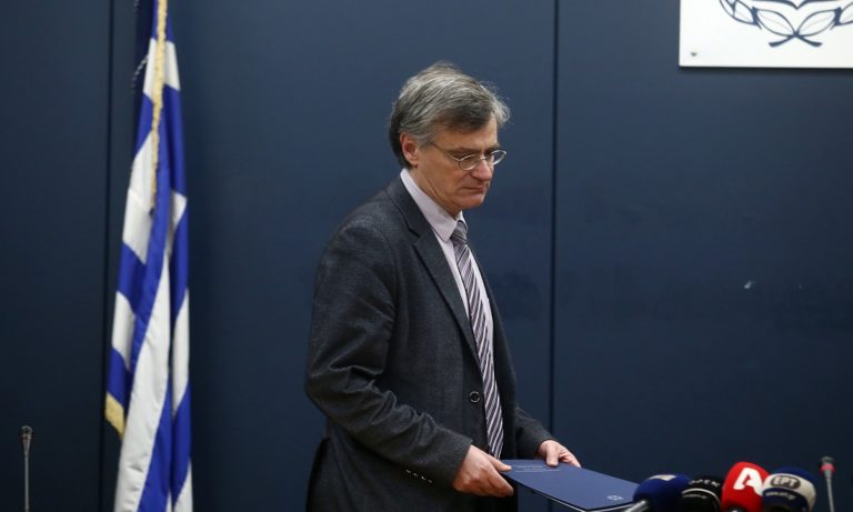 Κορονοϊός – Τσιόδρας: «26 οι νεκροί, 71 τα νέα κρούσματα» (vids)