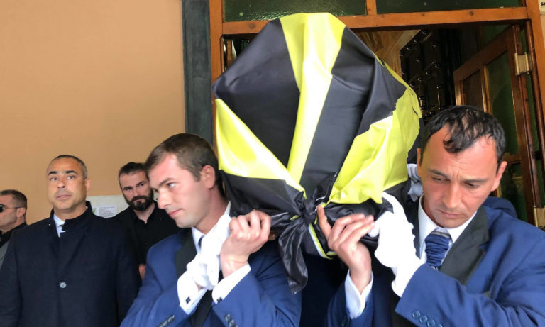 Τροχανάς: «Εφυγε» με την σημαία της ΑΕΚ μαζί του