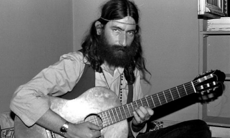 Νικόλας Άσιμος: Ο ασυμβίβαστος των Εξαρχείων (vid)