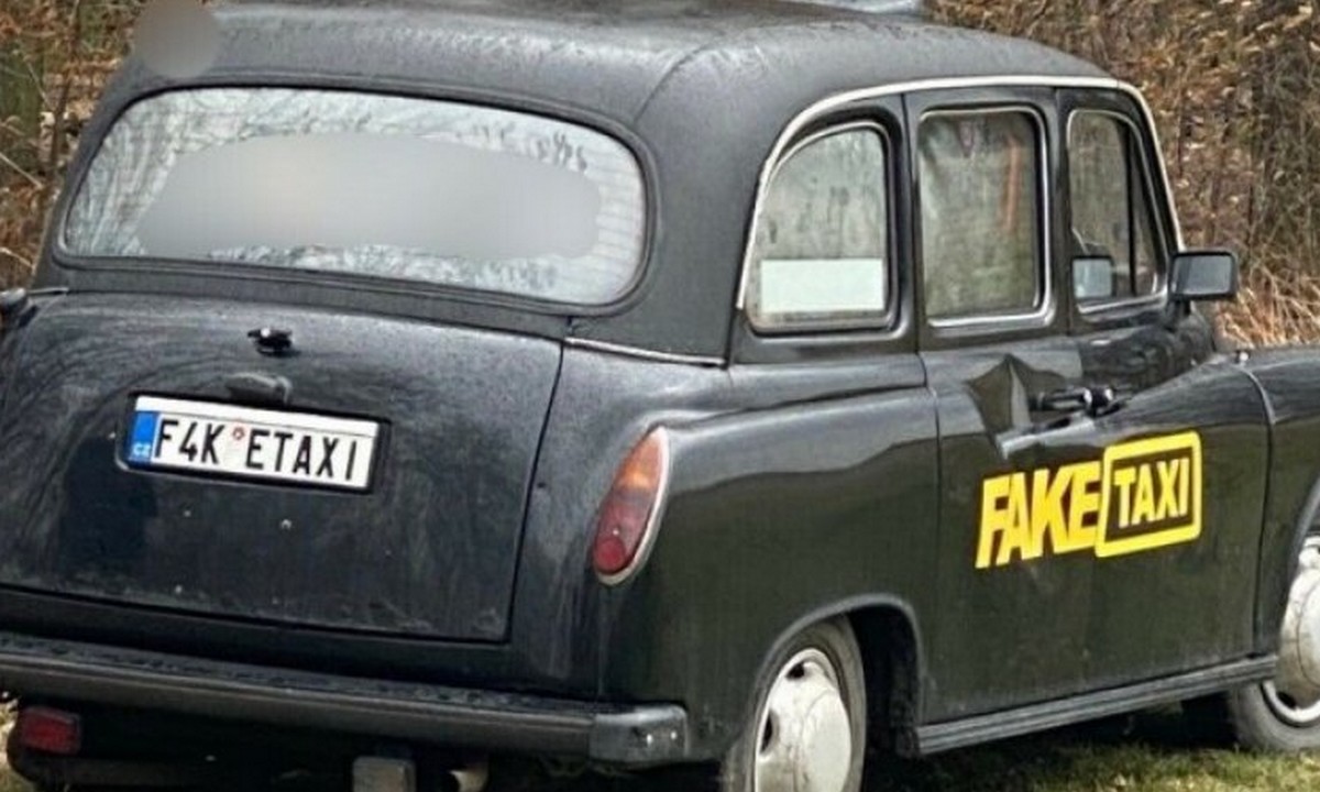 Η αγγελία της ημέρας: Πωλείται το γνήσιο Fake Taxi (pics)