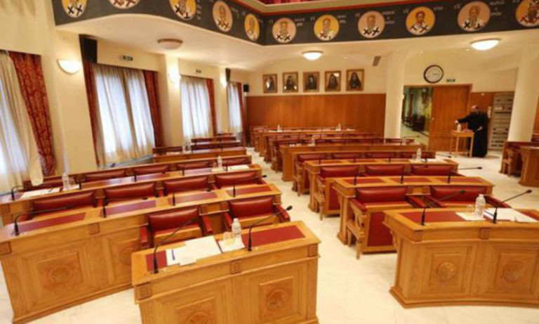 Κορονοϊός – Εκκλησία: Αυτά ισχύουν για τις κηδείες