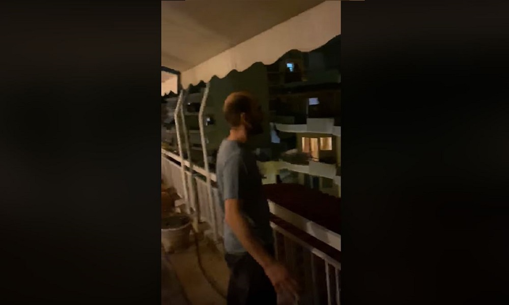Κορονοϊός: Τραγούδησε στο μπαλκόνι Λένα Ζευγαρά και του φώναξαν «σκάσε ρε!» (vid)