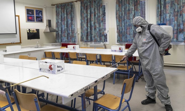 Κορονοϊός: Τι γίνεται με τις απουσίες λόγω του ιού