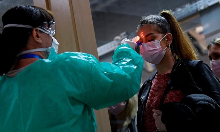 Γιατρός που συμβούλεψε για την ταινία «Contagion» κάνει συγκρίσεις με τον κορονοϊό (vids)
