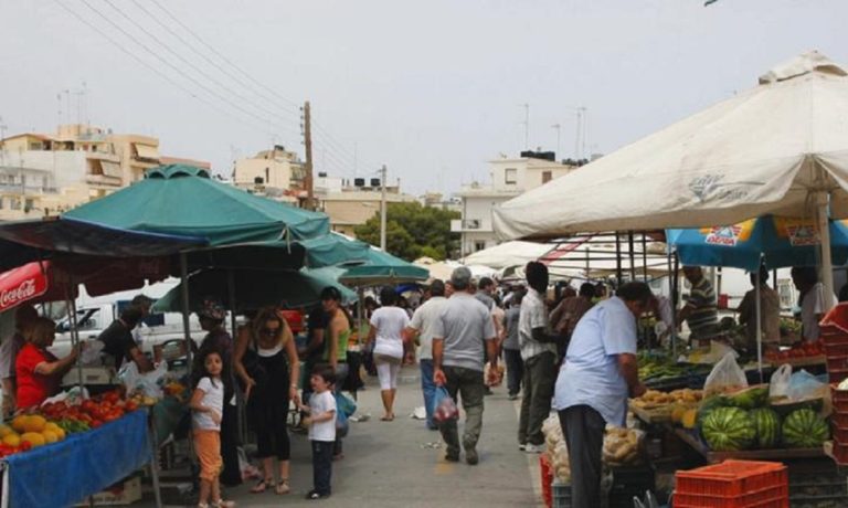 Κορονοϊός: Μόνο με γάντια οι αγορές στις λαϊκές αγορές
