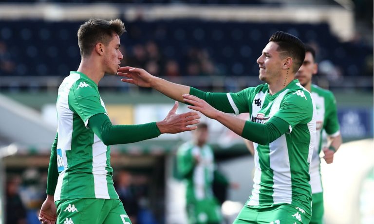 Ωραίοι ως -νέοι- Έλληνες