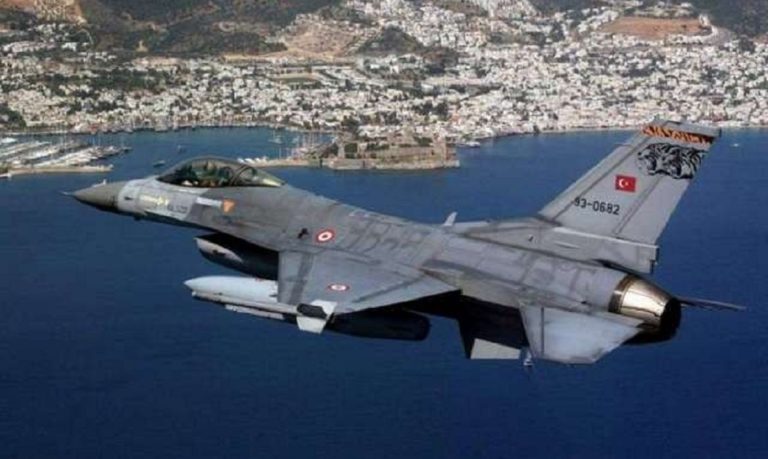 Τουρκική προκλητικότητα ανήμερα 25ης Μαρτίου: 37 παραβιάσεις και 10 υπερπτήσεις (vids)