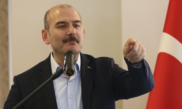 Aπειλές του Τούρκου υπουργού Εσωτερικών: «Aνίκανος ο Μητσοτάκης, θα δείτε τι έχει να γίνει»