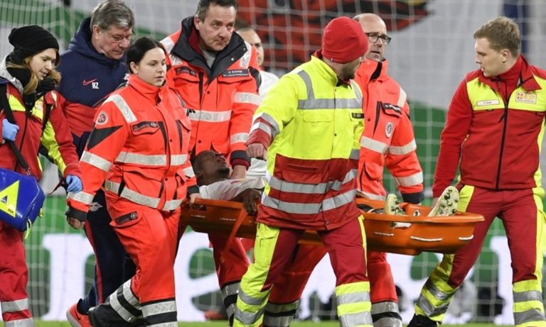 Λειψία – Τότεναμ: Ο σοβαρός τραυματισμός του Μουκιέλε (vid)