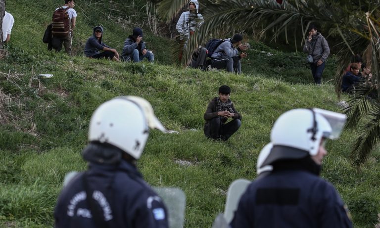 Μεταναστευτικό: Η Ελλάδα των νόμων που δεν εφαρμόζονται