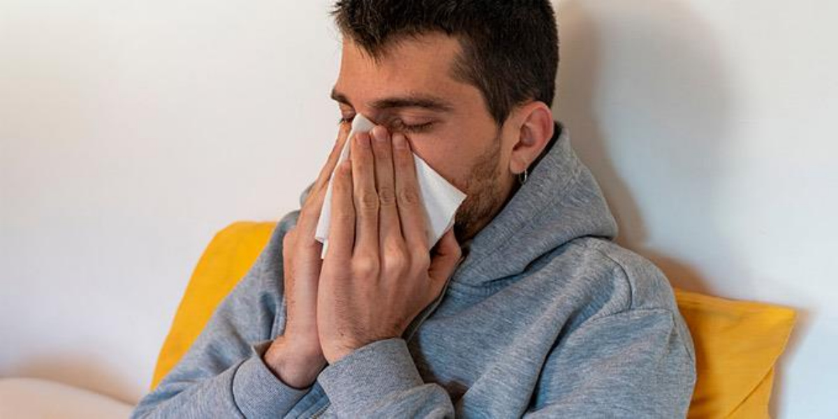 Κορονοϊός: Πώς θα τον ξεχωρίσεις από το κρυολόγημα και τη γρίπη