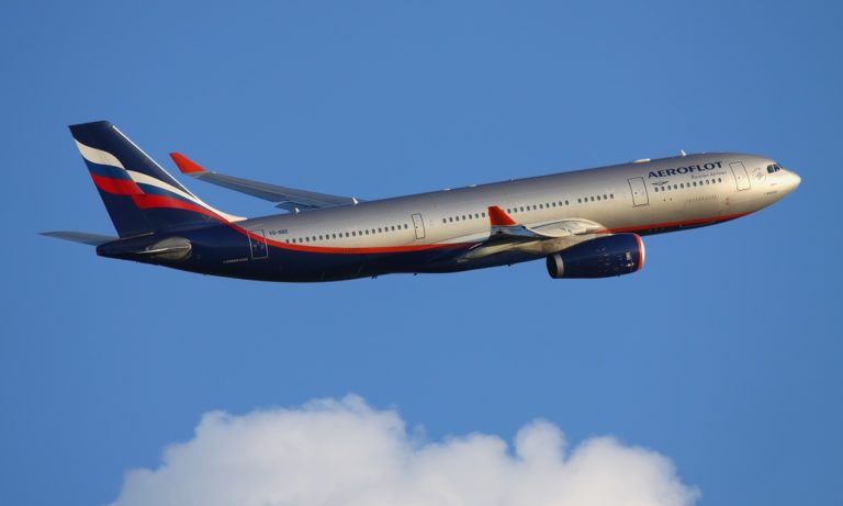 Με πτήση της AEROFLOT επιστρέφουν οι Έλληνες από Ρωσία