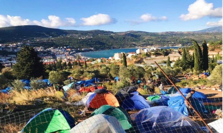 Πρόσφυγες: Εκατοντάδες μερίδες φαγητού πεταμένες σε hot spot της Σάμου