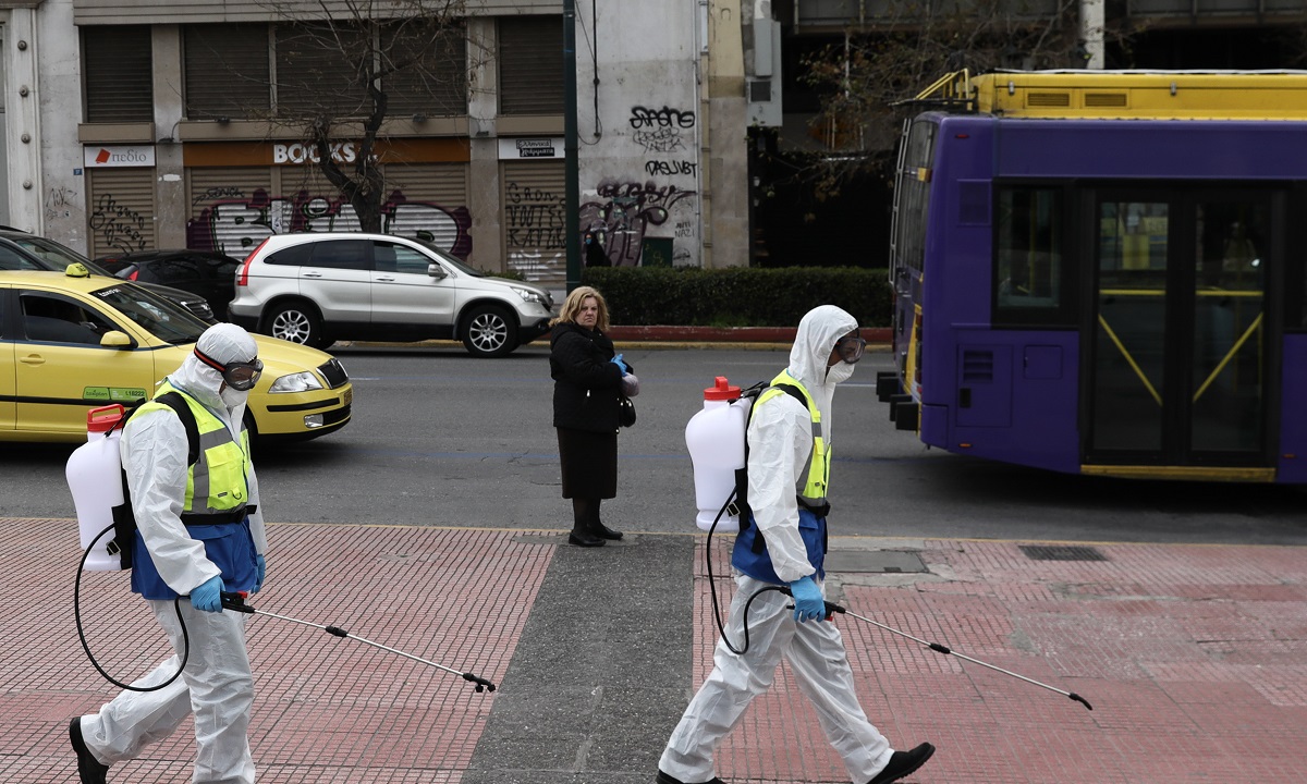 Απαγόρευση κυκλοφορίας: Χρονόμετρο στις μετακινήσεις, όριο στα SMS (vids)