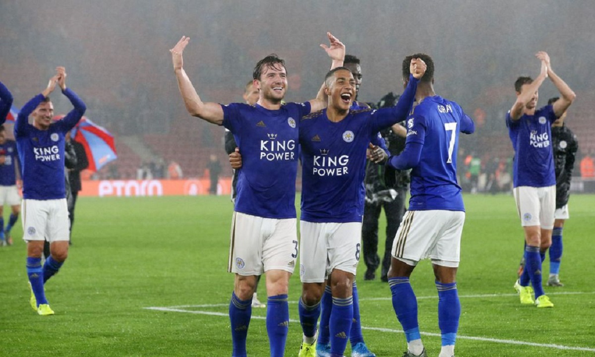 Λέστερ: Βάζουν πλάτη οι παίκτες για να πληρωθεί το προσωπικό