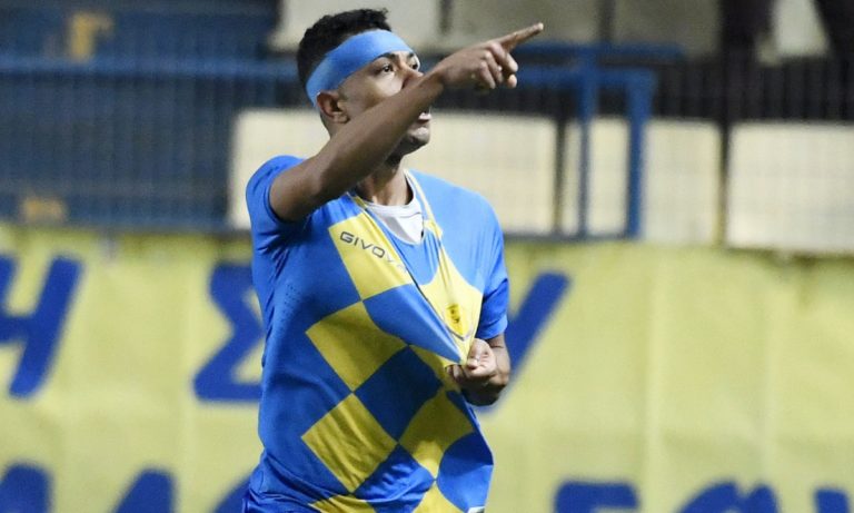 Ρόσα: «Οικογένειά μου ο Παναιτωλικός»