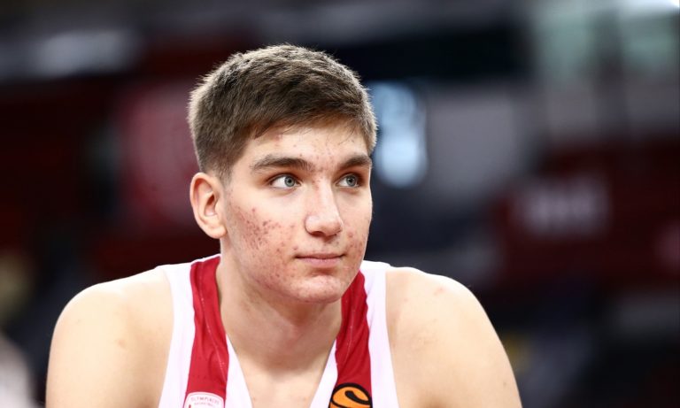 Ολυμπιακός: Στο NCAA ο Ζευγαράς (pic)