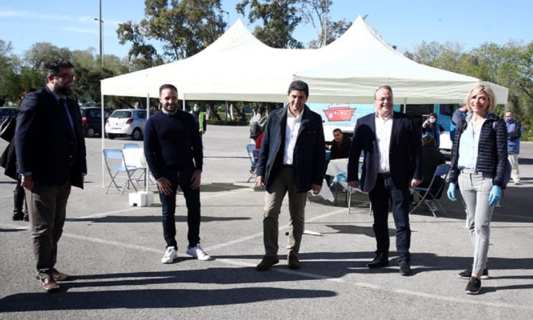 Αθρόα η συμμετοχή στην εθελοντική αιμοδοσία στο ΕΑΚΝ Αγ. Κοσμά