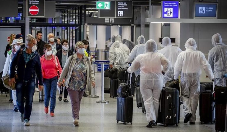 Koρονοϊός: Δείτε τι γίνεται με τα χρήματα των εισιτηρίων των πτήσεων που ακυρώθηκαν λόγω πανδημίας