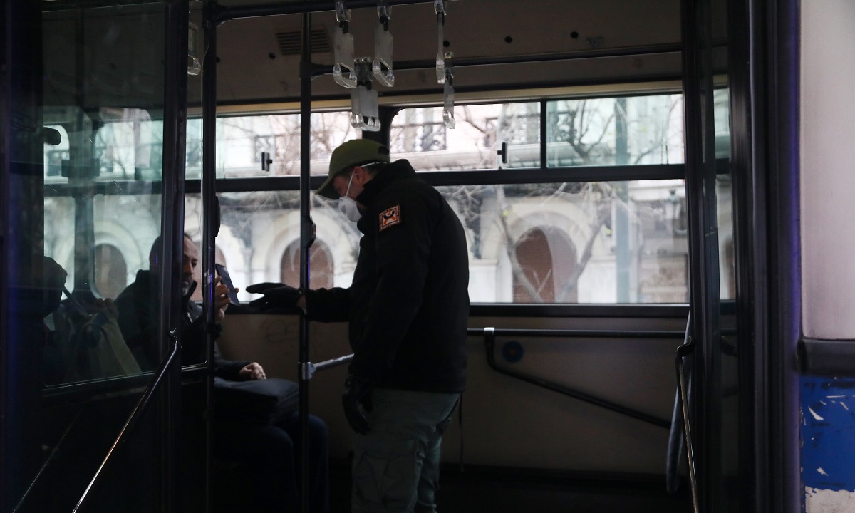 Απαγόρευση κυκλοφορίας: Πλησιάζουν τις 40 χιλιάδες πρόστιμα