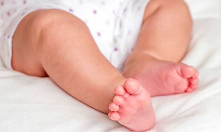 Κορονοϊός: Ανάρρωσε βρέφος 30 ημερών