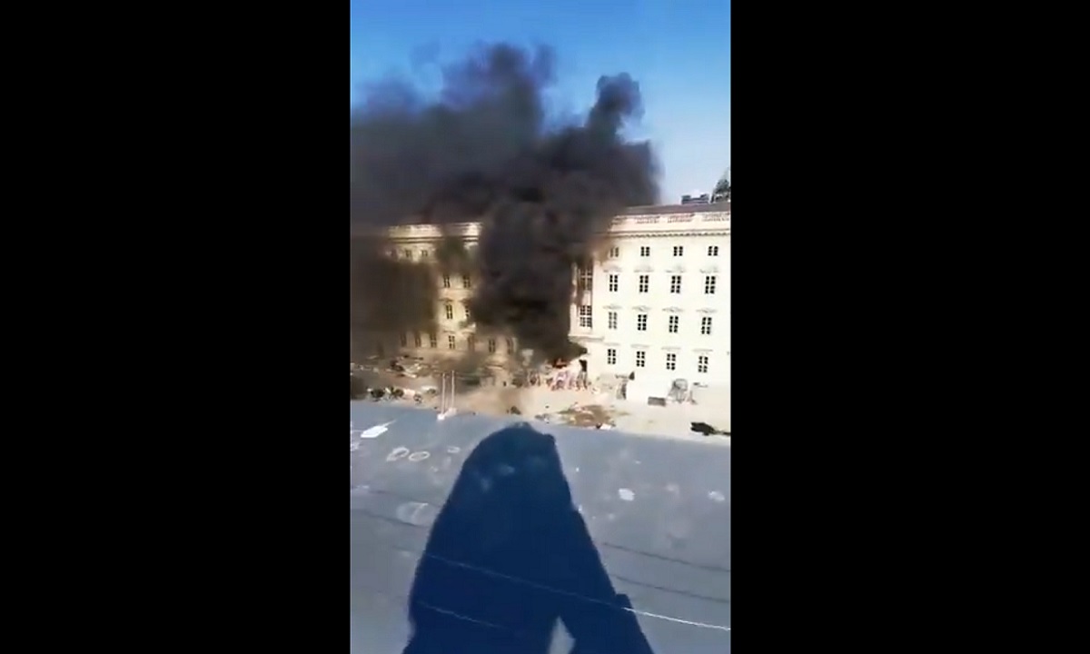 Γερμανία: Μεγάλη φωτιά στο Ανάκτορο του Βερολίνου (vid)