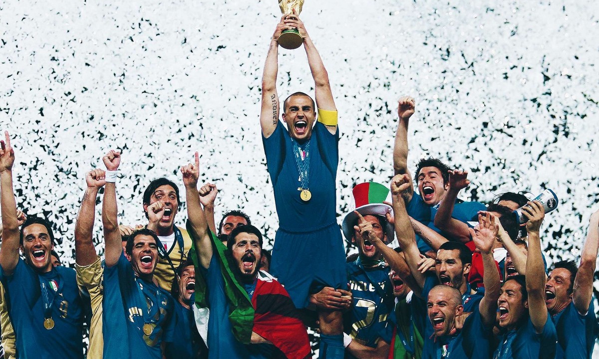 Καναβάρο στους Ιταλούς: «Να πιστέψουμε στη νίκη όπως στο Μουντιάλ του 2006»