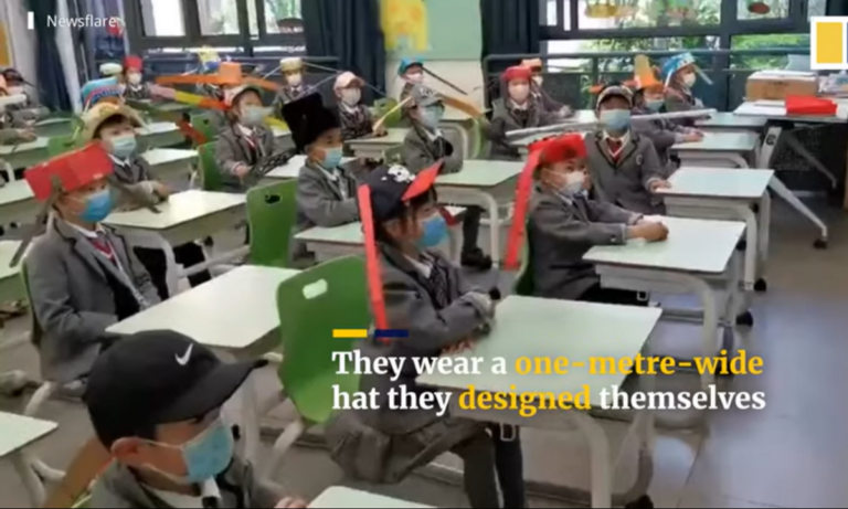Σχολεία: Έτσι κρατάνε αποστάσεις οι μαθητές στην Κίνα! (vids)
