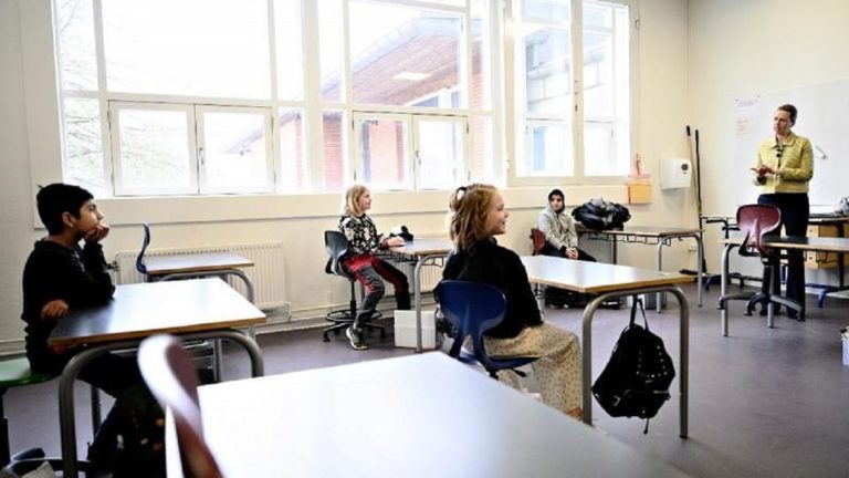 Κορονοϊός: Επιστροφή στα θρανία για τους μαθητές στην Δανία