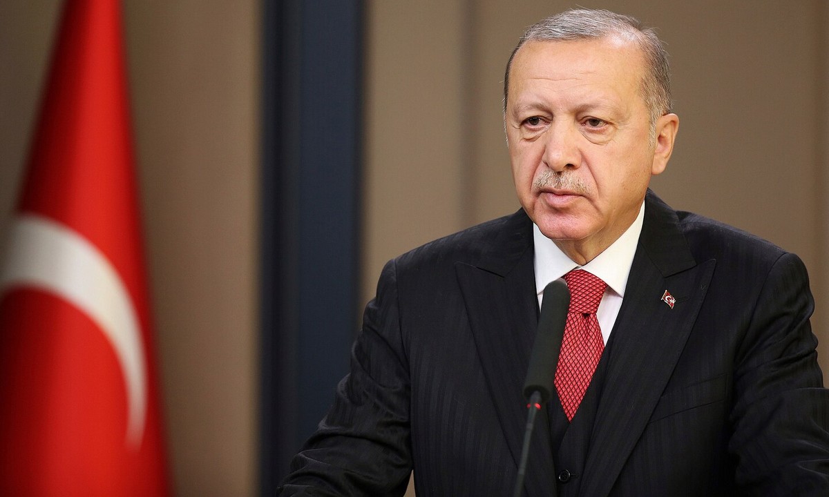 Aπειλεί και προκαλεί ο Ερντογάν: Θα κάνουμε ότι θέλουμε στις ακτές μας»