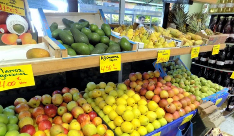 Κορονοϊός: Σπάνε ρεκόρ οι εξαγωγές των ελληνικών φρούτων