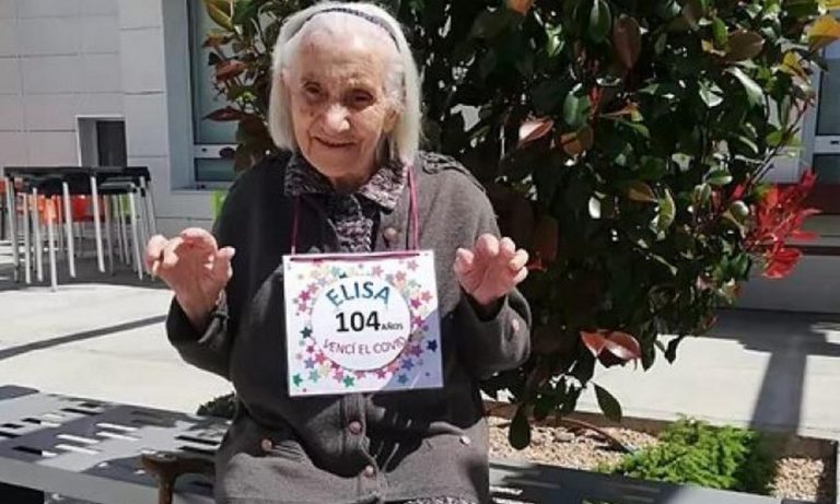 Κορονοϊός: Σούπερ-γιαγιά 104 ετών νίκησε τον ιό!