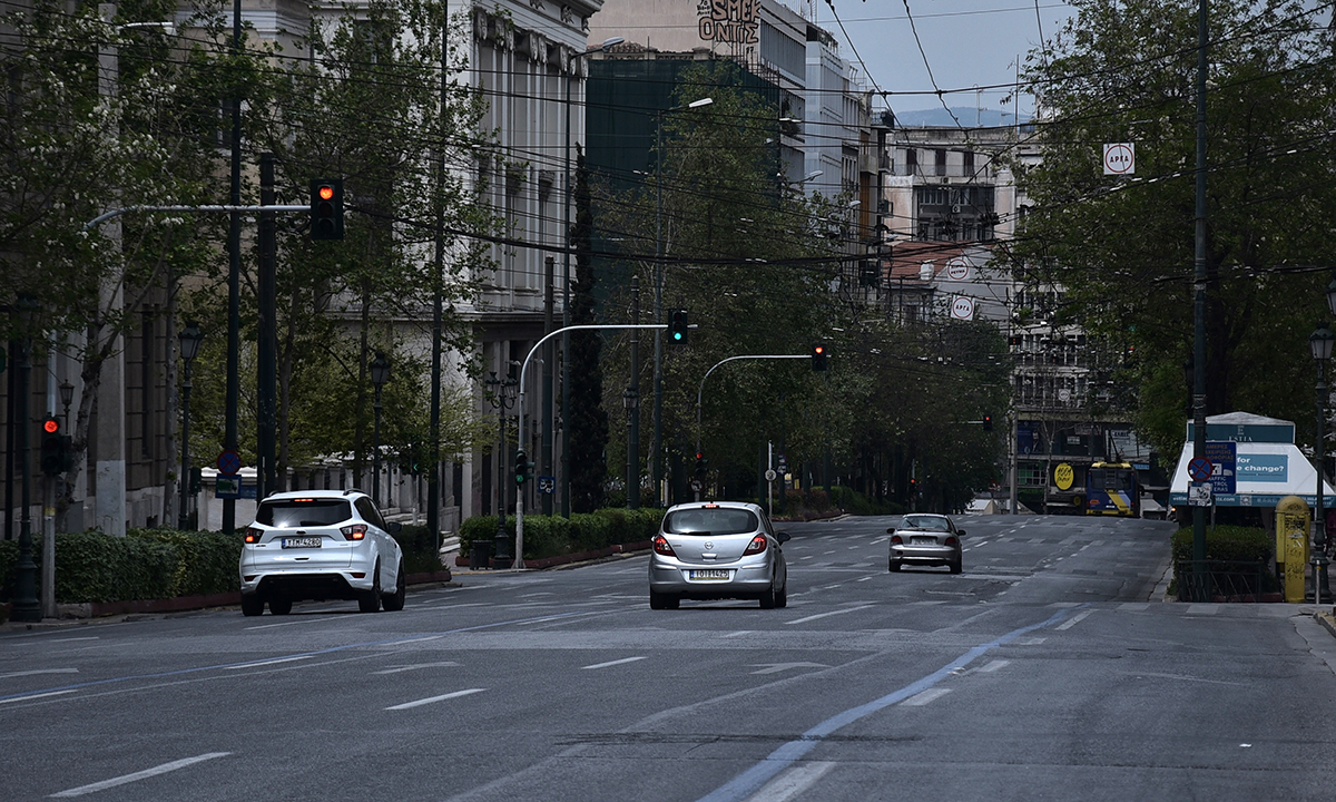 Κορονοϊός: Πότε φεύγουν οι ηλικιωμένοι για τα εξοχικά (vid)