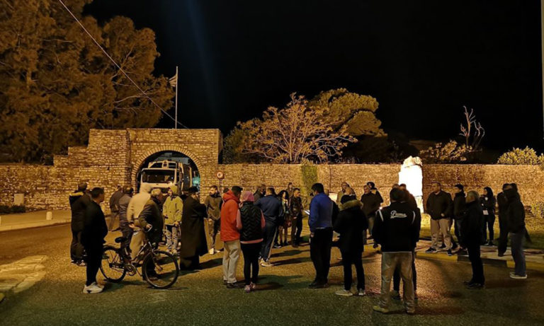 Μεσολόγγι: Ξεσηκωμός με την άφιξη μεταναστών