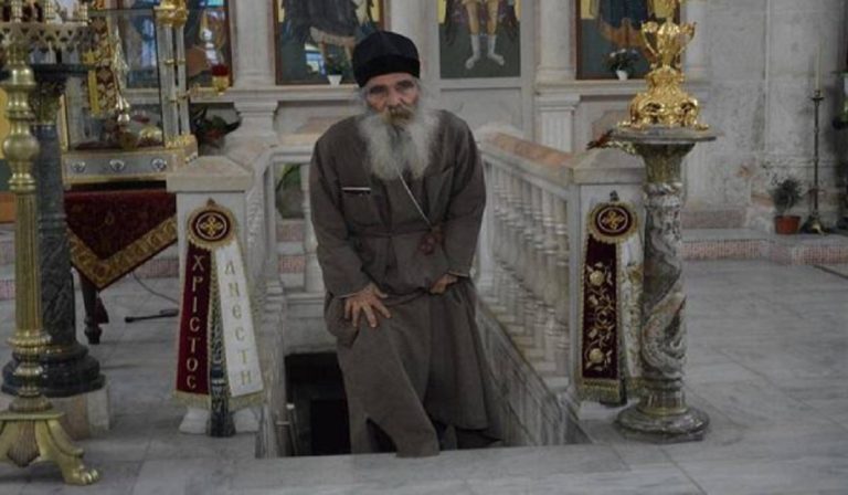 Γέροντας Ιουστίνος για Φρέαρ του Ιακώβ: Θα πεθάνω αλλά δεν θα εγκαταλείψω